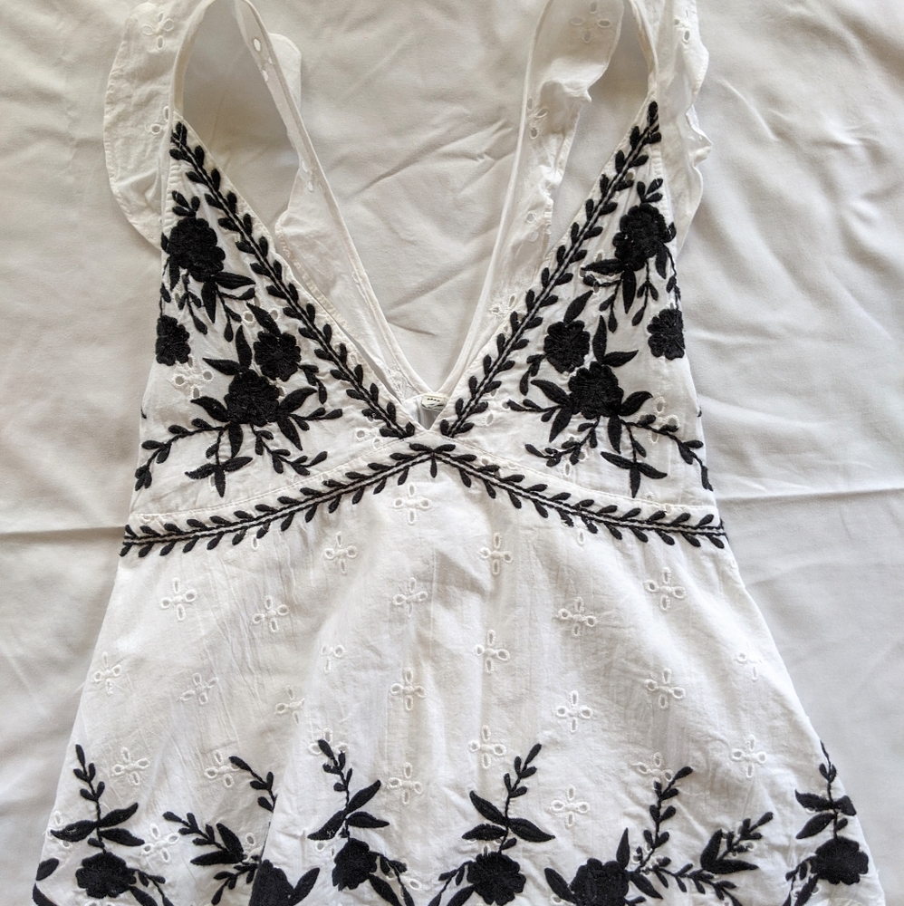 Women's Zara Embroidered Blouse